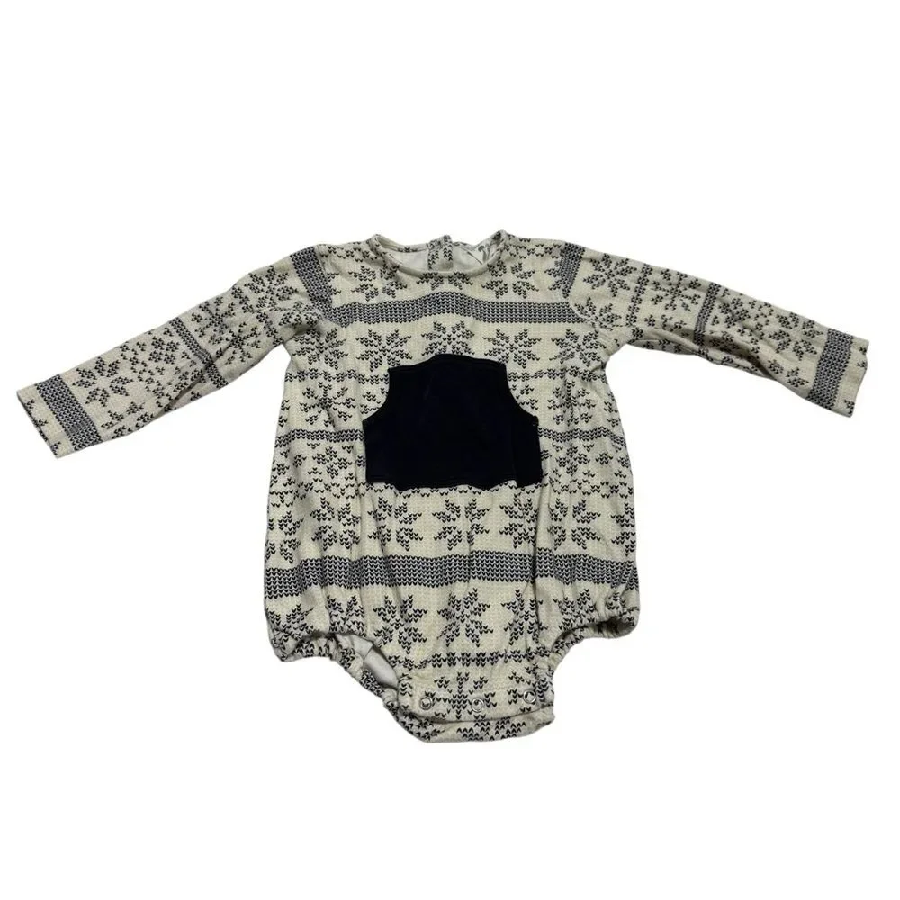 Kate Quinn Gray & White Snowflake Printed Long Sleeve Onesie Bodysuit
